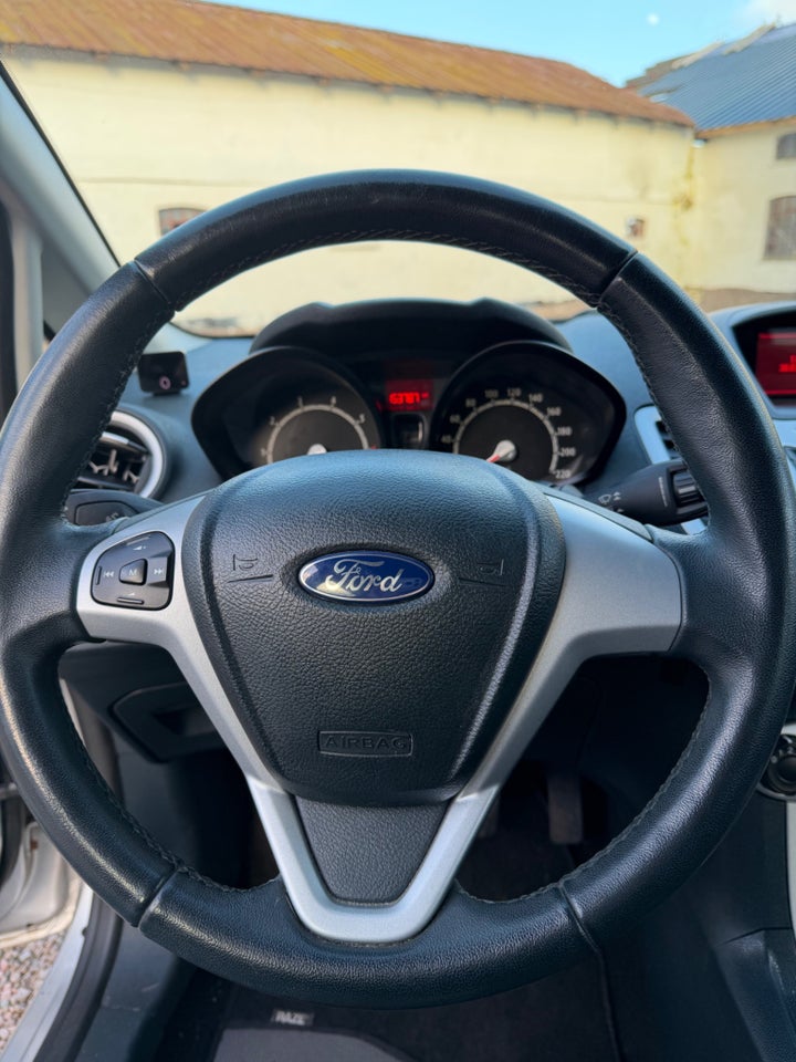 Ford Fiesta 1,25 60 Titanium 5d