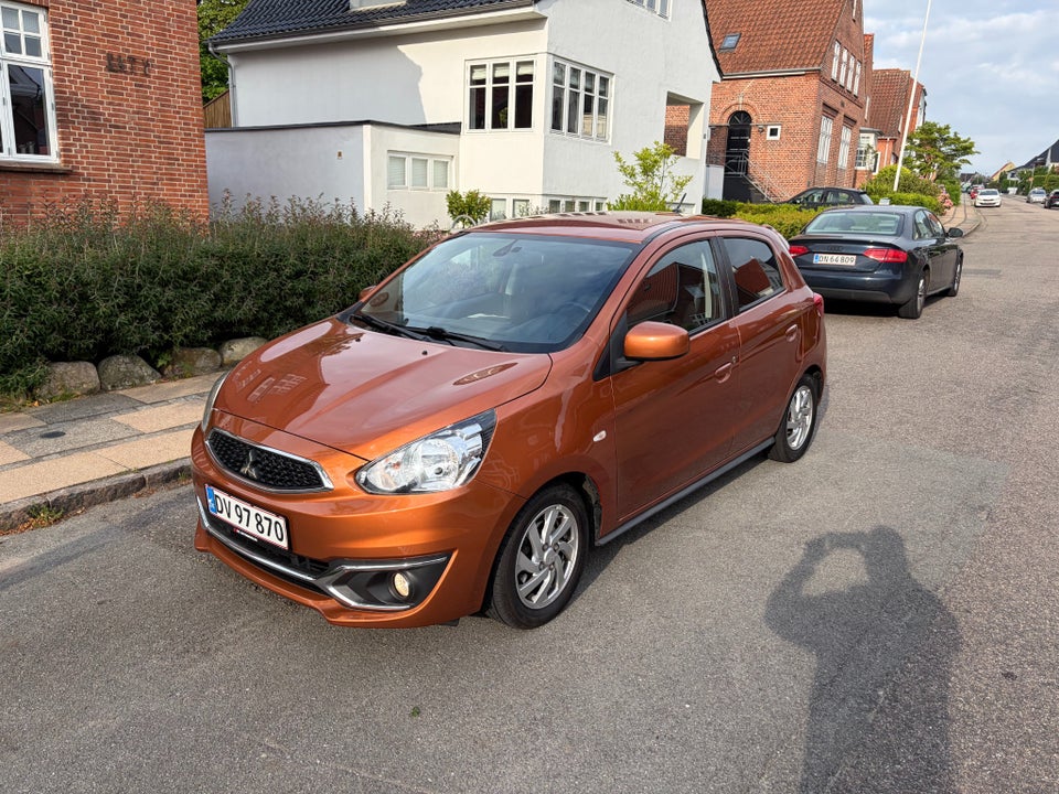 Mitsubishi Space Star 1,2 Intense CVT 5d