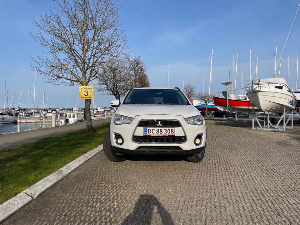 Mitsubishi ASX 1,6 Invite 5d