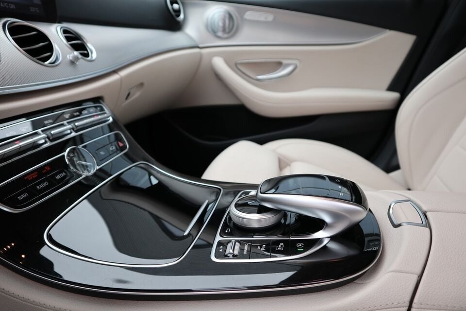 Mercedes E220 d 2,0 Avantgarde stc. aut. 5d