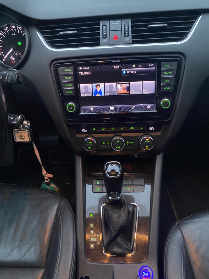 Skoda Octavia 1,8 TSi 180 Elegance Combi DSG 5d