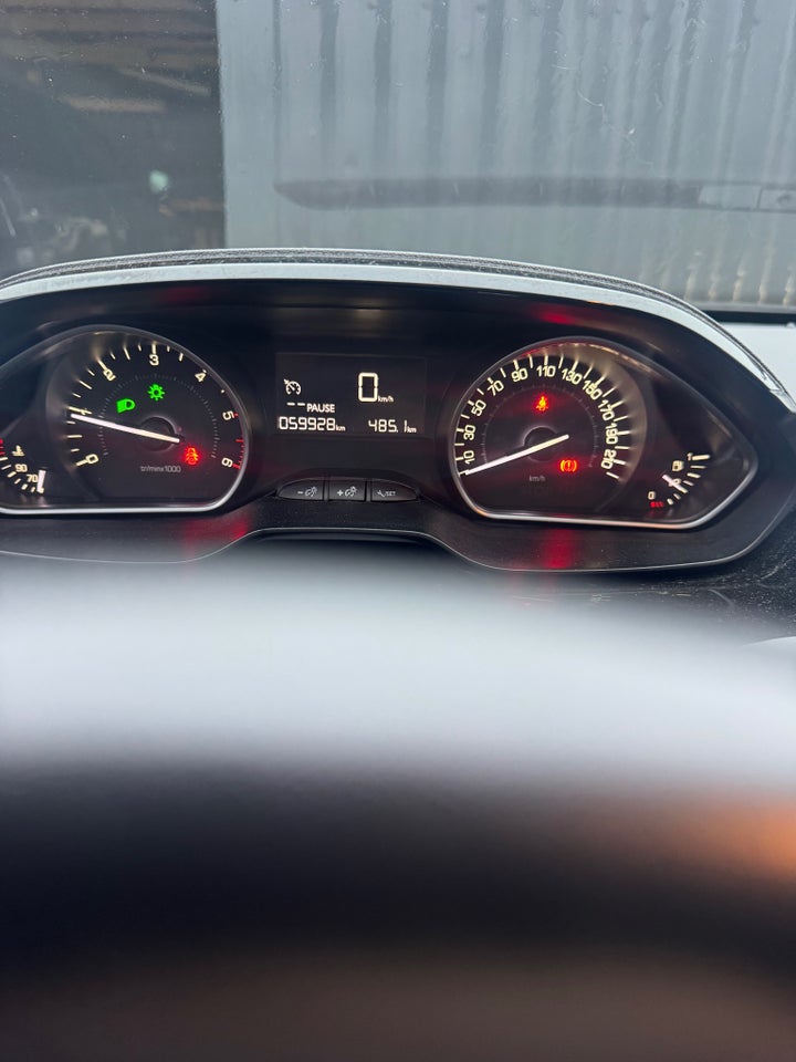 Peugeot 208 1,6 BlueHDi 75 Active 5d