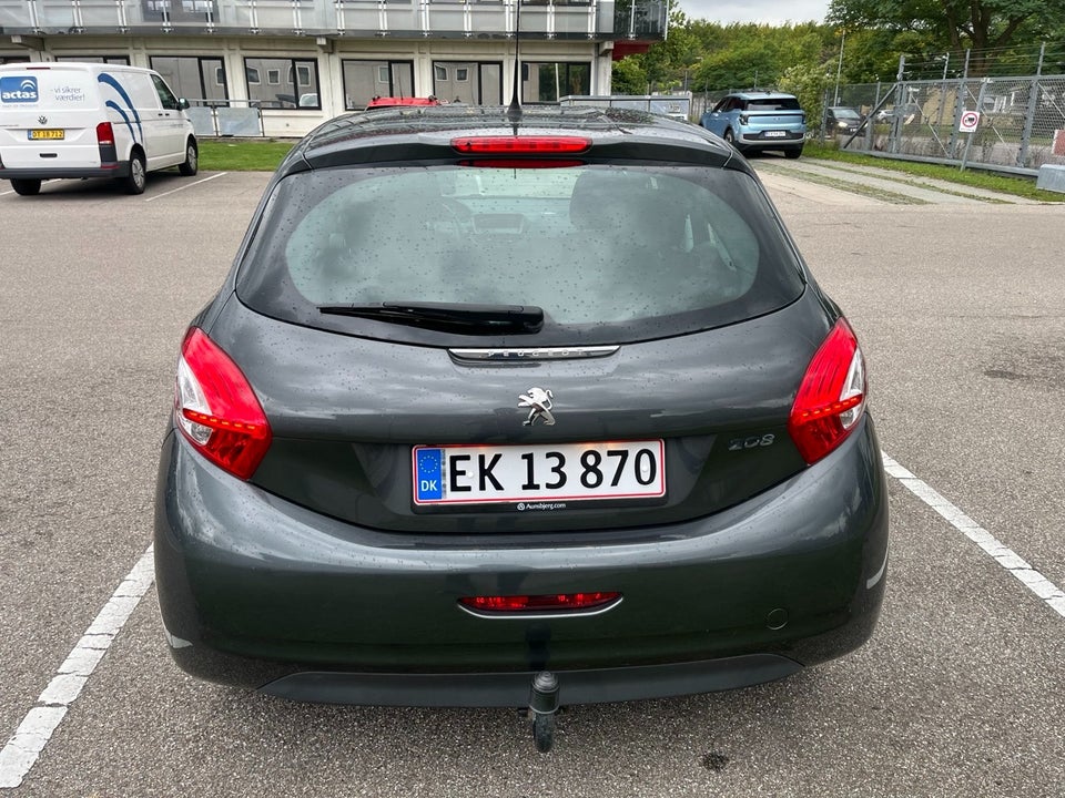 Peugeot 208 1,0 VTi Access 5d