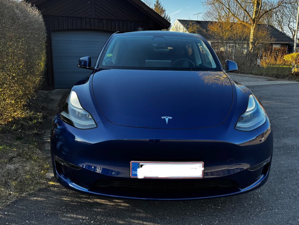Tesla Model Y Long Range AWD 5d