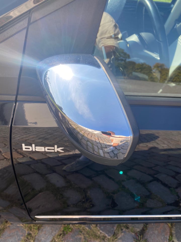 VW Up! 1,0 75 Black Up! 5d