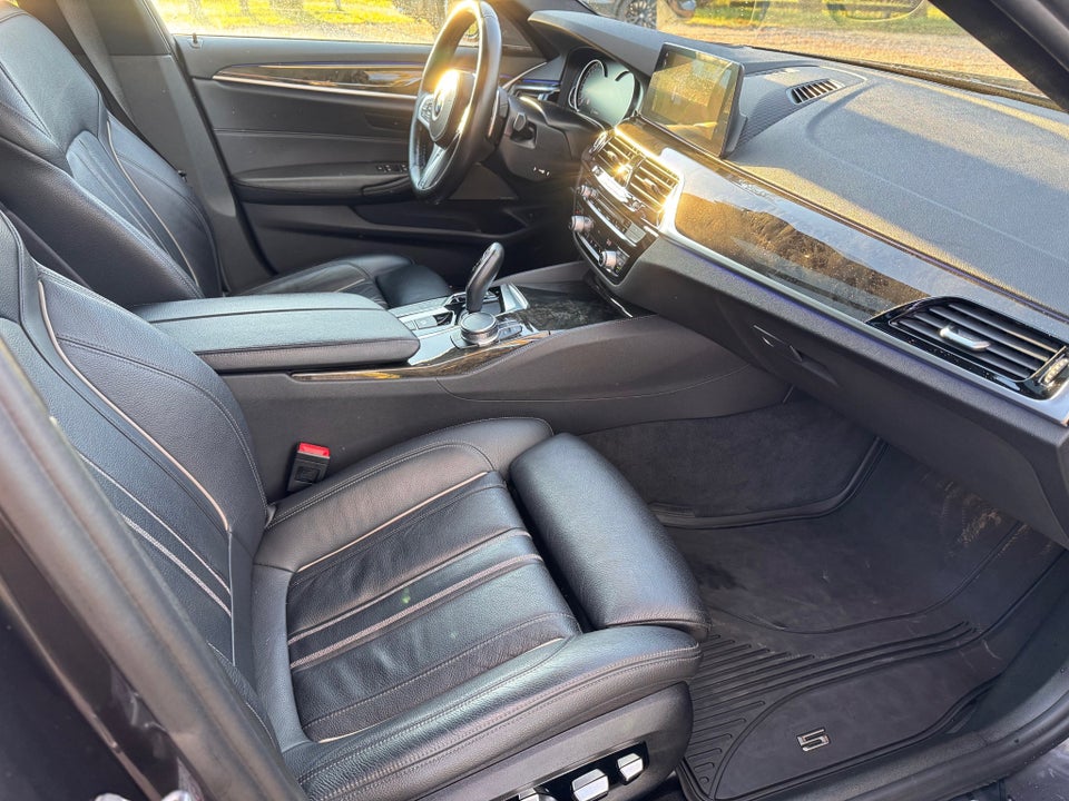 BMW 530d 3,0 Touring M-Sport xDrive aut. 5d