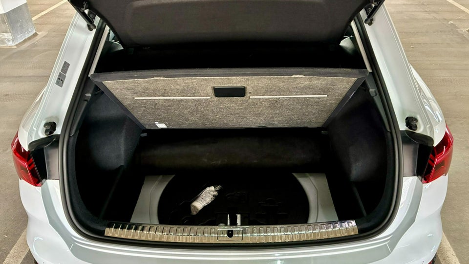 Audi Q3 35 TFSi Advanced Prestige 5d