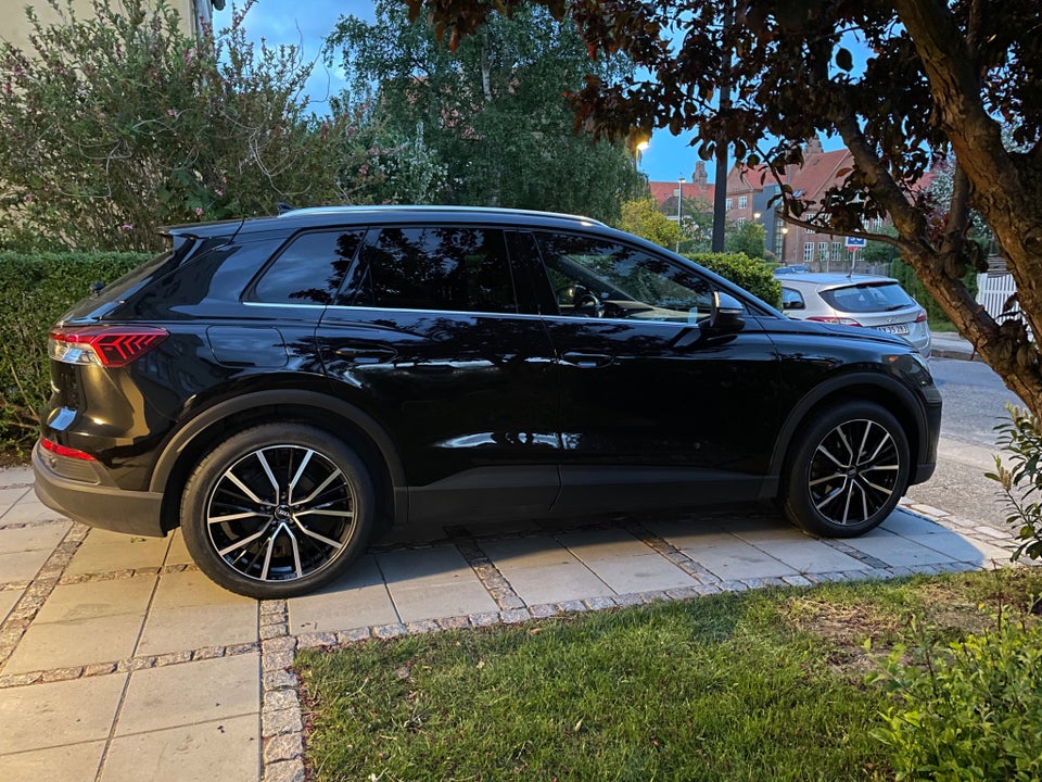 Audi Q4 e-tron 40 Attitude 5d