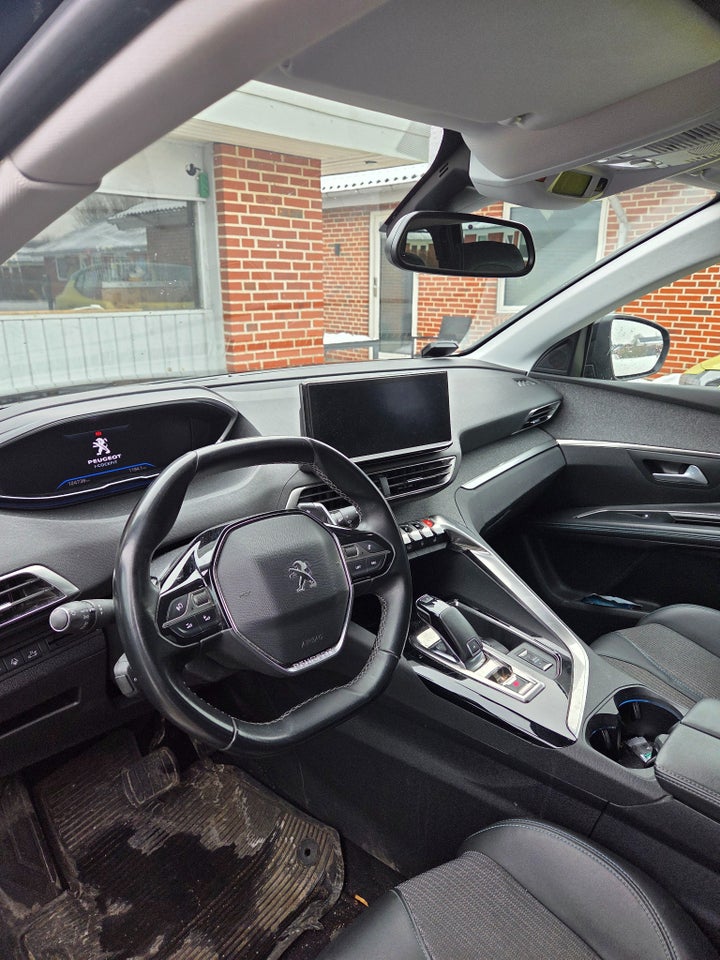 Peugeot 5008 1,5 BlueHDi 130 Allure Pack EAT8 7prs 5d