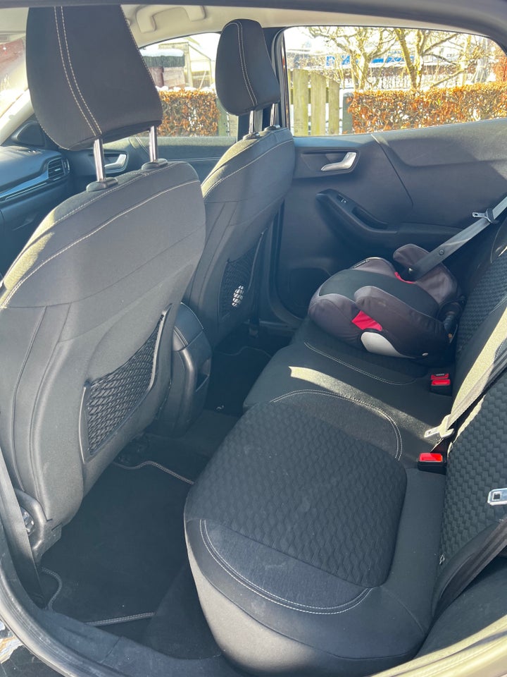 Ford Puma 1,0 EcoBoost mHEV Titanium 5d