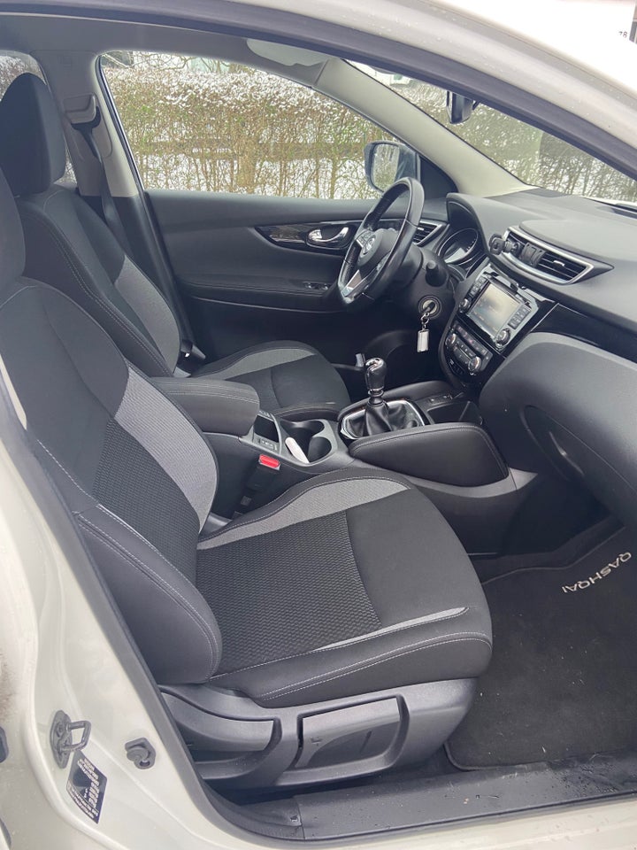 Nissan Qashqai 1,5 dCi 110 Tekna+ Van 5d