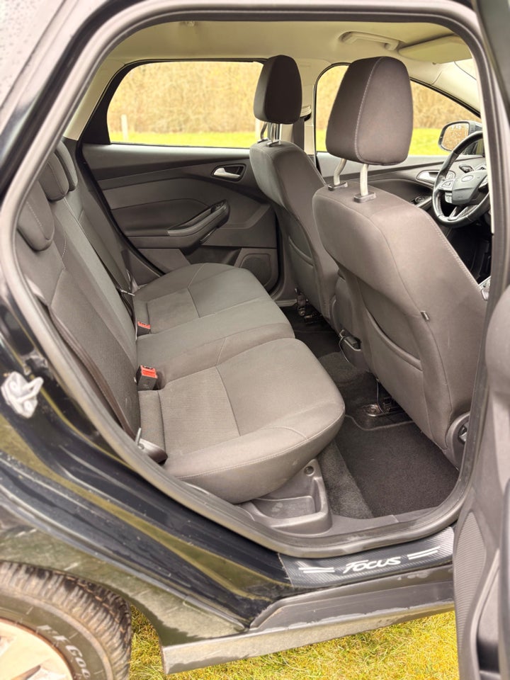 Ford Focus 1,0 SCTi 125 Titanium stc. 5d