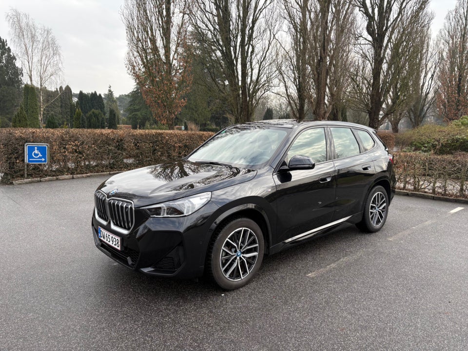 BMW iX1 xDrive30 M-Sport 5d