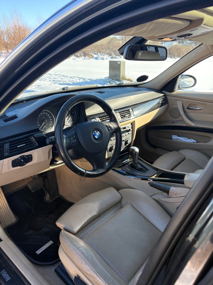 BMW 330i 3,0 aut. 4d