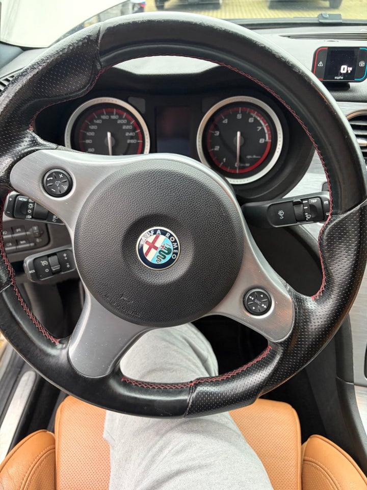 Alfa Romeo 159 1,75 TBi Distinctive 4d