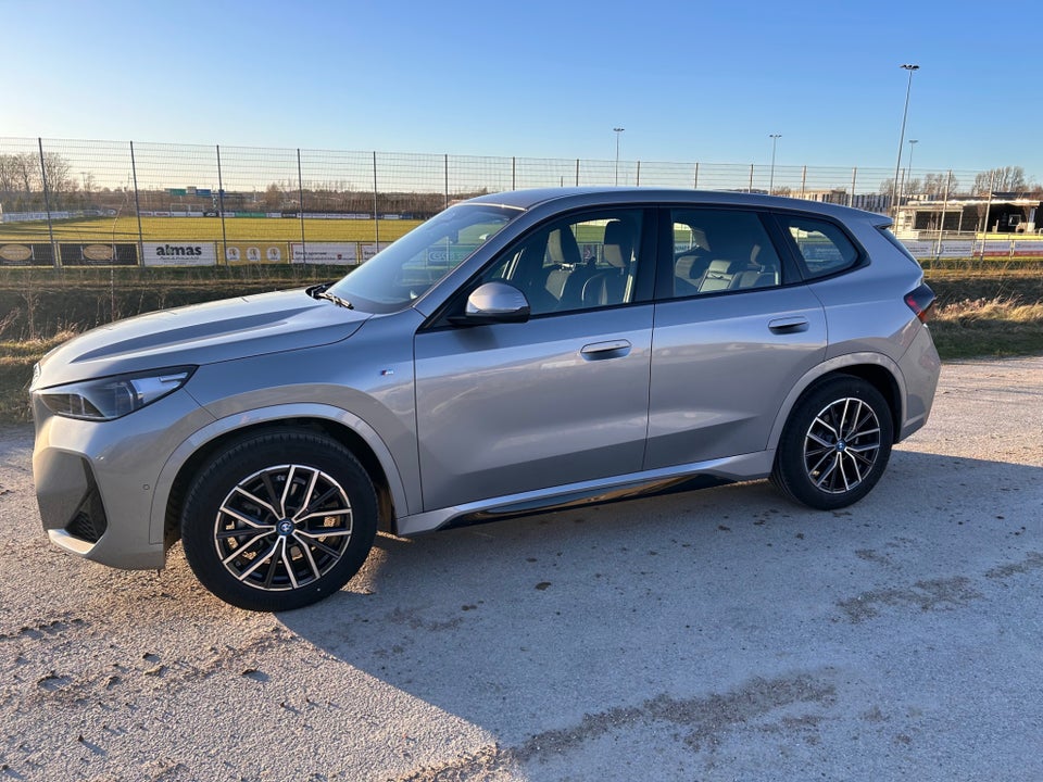BMW iX1 eDrive20 M-Sport 5d