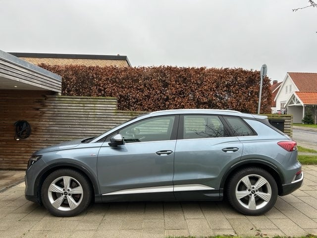Audi Q4 e-tron 50 S-line quattro 5d