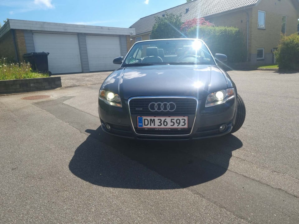 Audi A4 3,2 FSi quattro Cabriolet 2d