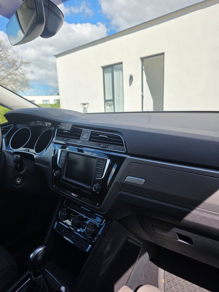 VW Touran 1,4 TSi 150 Comfortline DSG 7prs 5d