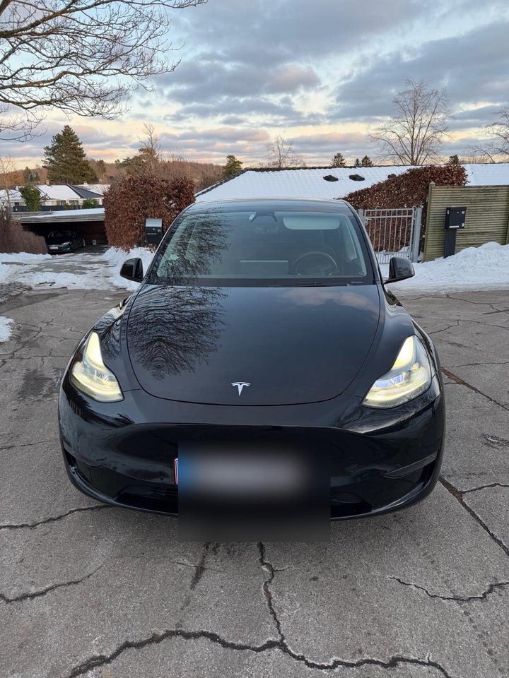 Tesla Model Y Performance AWD 5d