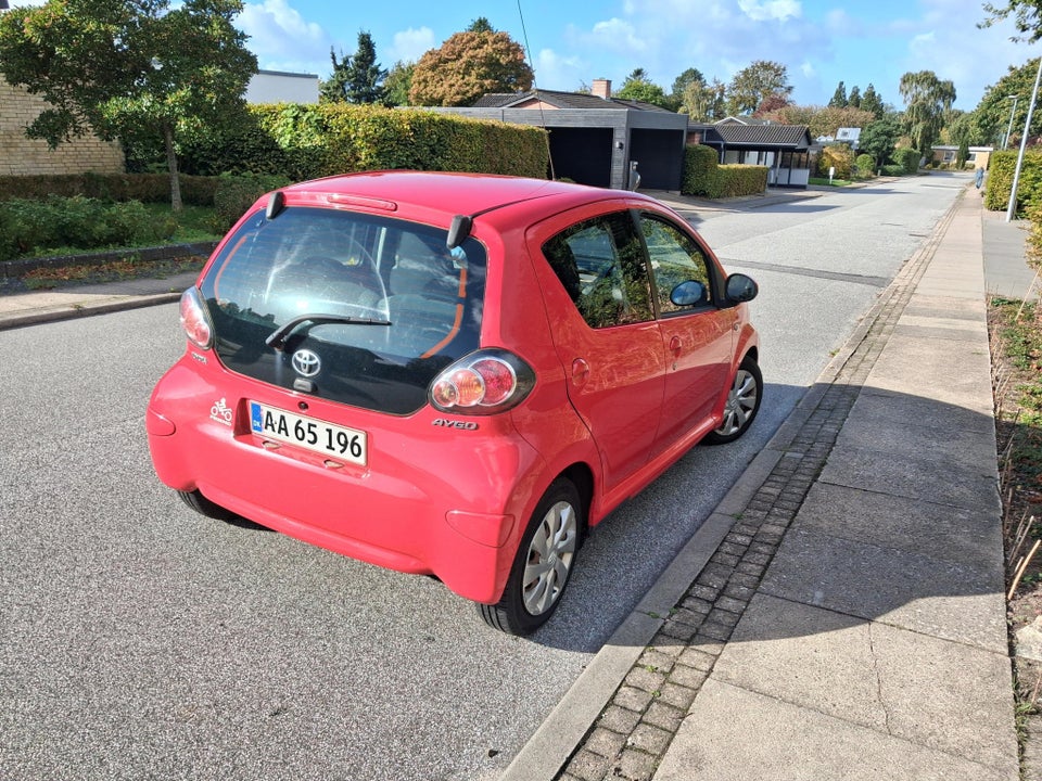 Toyota Aygo 1,0 VVT-i T1 5d