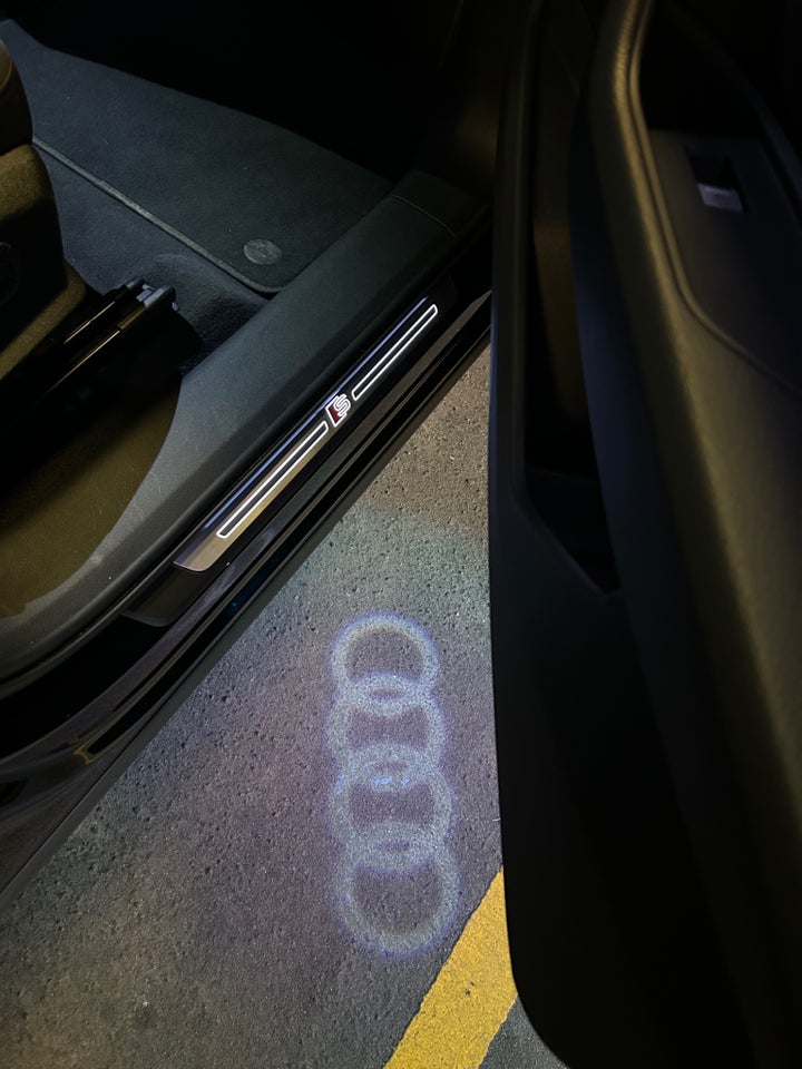 Audi e-tron 50 S-line Prestige Sportback quattro 5d