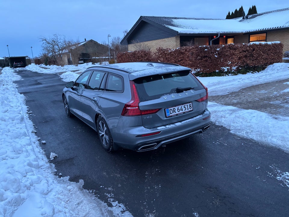 Volvo V60 2,0 T4 190 R-Design aut. 5d
