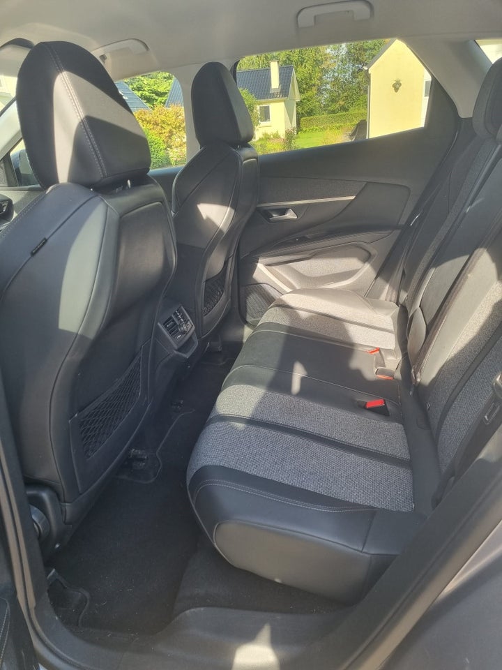 Peugeot 3008 1,5 BlueHDi 130 Allure Limited EAT8 5d