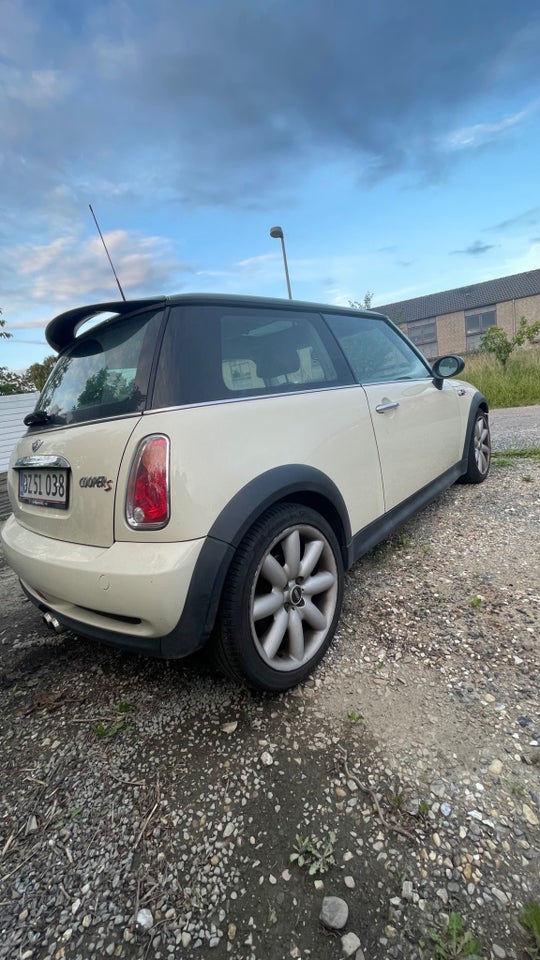 MINI Cooper S 1,6 Steptr. 3d