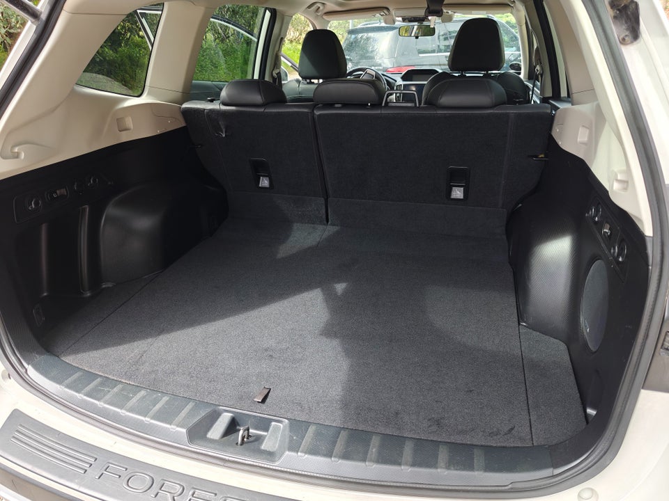 Subaru Forester 2,0 e-Boxer Summit L-tr. 5d