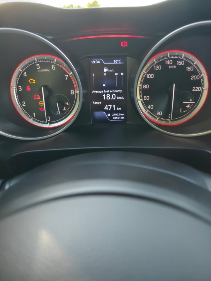Suzuki Swift 1,0 Boosterjet SHVS Exclusive+ 5d