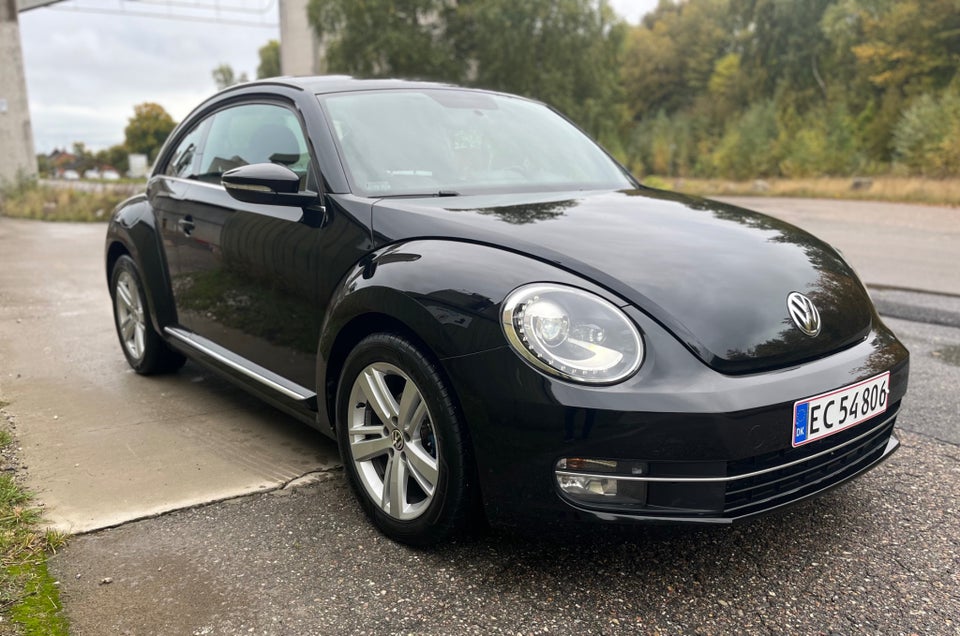 VW The Beetle 1,6 TDi 105 Design BMT 2d