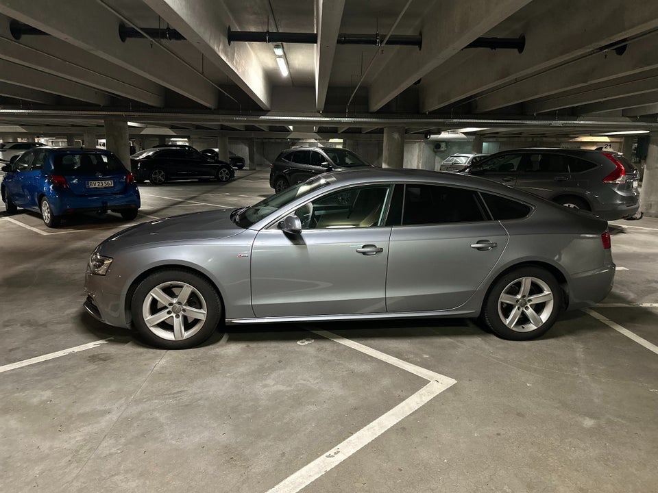 Audi A5 1,8 TFSi 144 S-line Sportback Multitr. 5d