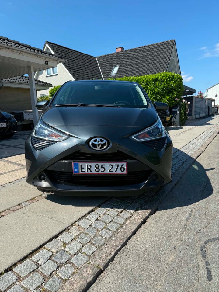Toyota Aygo 1,0 VVT-i x-pose 5d