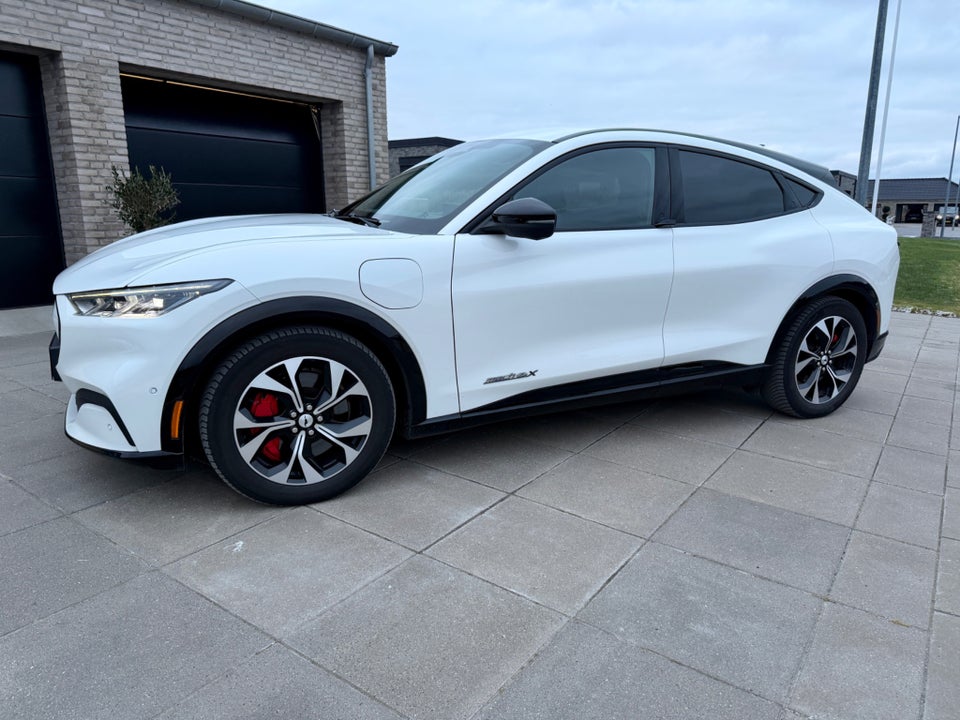 Ford Mustang Mach-E 91 Extended Range AWD 5d