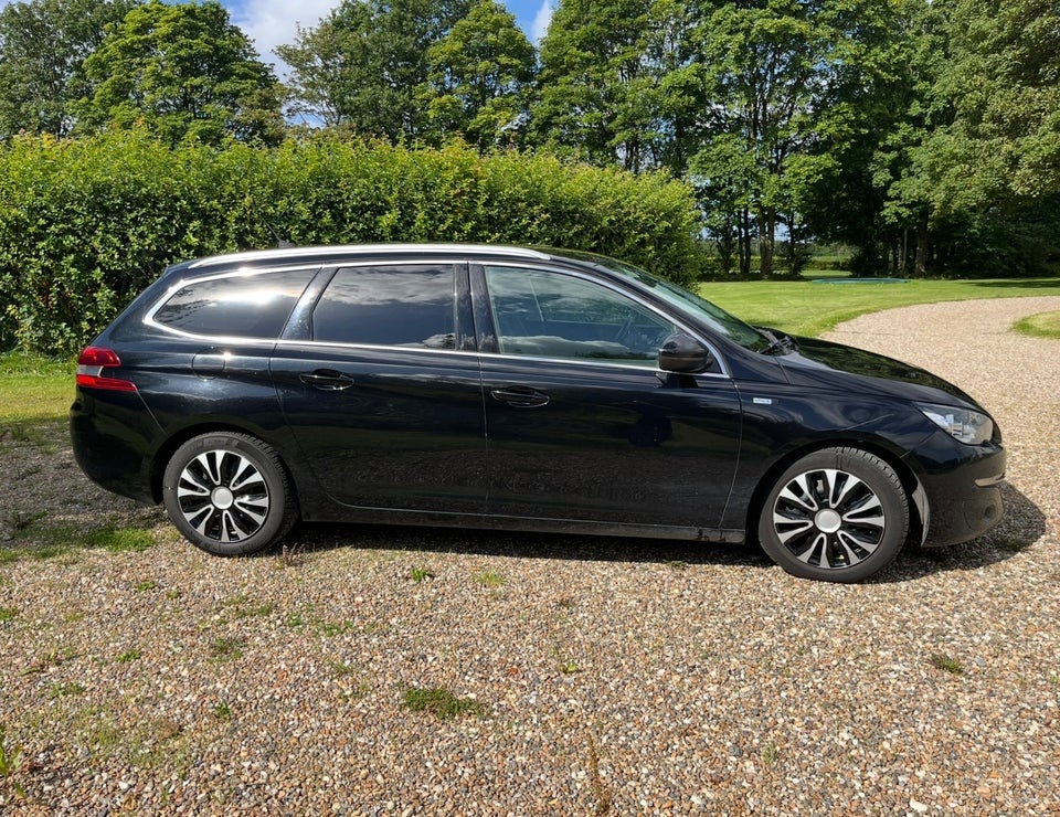 Peugeot 308 1,6 BlueHDi 120 Style SW Van 5d