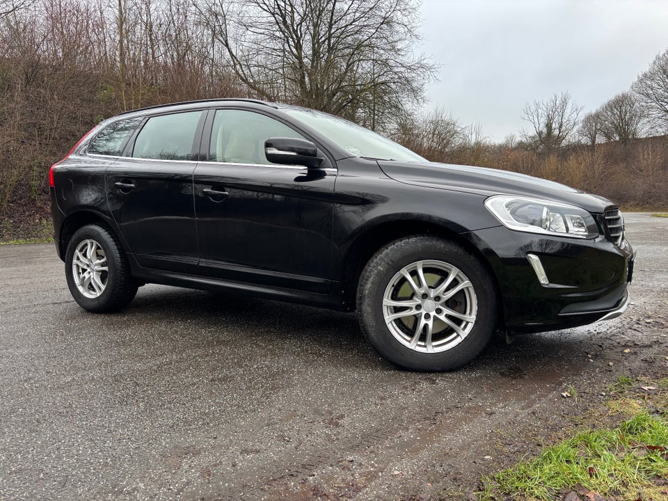 Volvo XC60 2,0 D3 150 Momentum aut. 5d