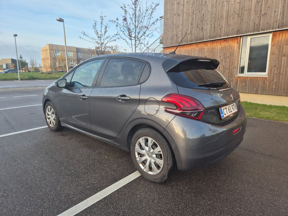 Peugeot 208 1,2 PureTech 82 Envy 5d