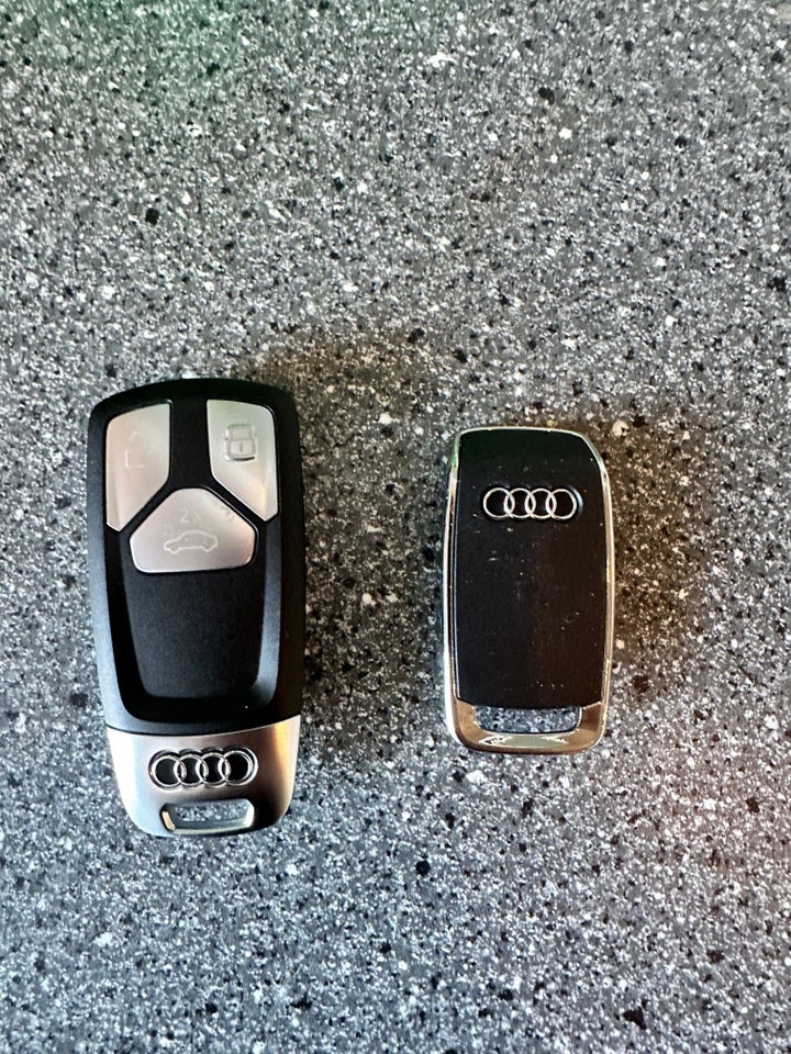 Audi Q5 40 TDi Prestige Midnight Edition quattro S-tr. 5d