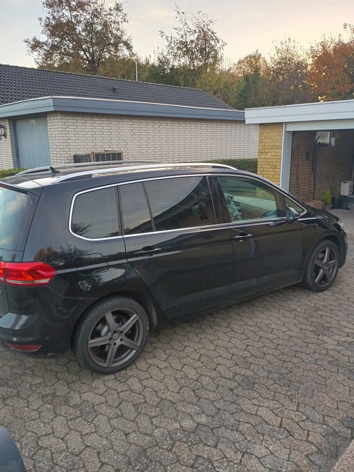 VW Touran 1,8 TSi 180 Highline DSG 7prs 5d