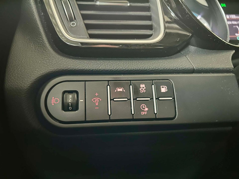 Kia XCeed 1,6 PHEV Prestige DCT 5d