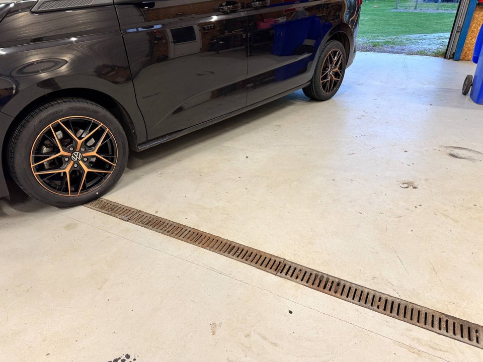 VW Multivan 1,4 eHybrid Style DSG kort