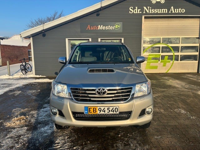 Toyota HiLux 3,0 D-4D Db.Kab aut. 4x4 T4 4d