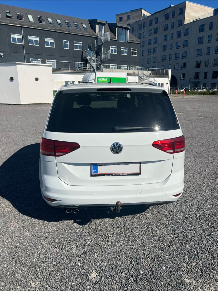 VW Touran 2,0 TDi 150 Highline 7prs 5d