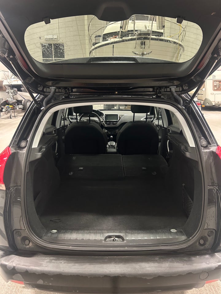 Peugeot 2008 1,2 VTi 82 Active Sky 5d