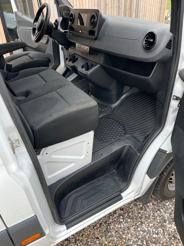 Mercedes Sprinter 316 2,2 CDi A2 Kassevogn aut. RWD