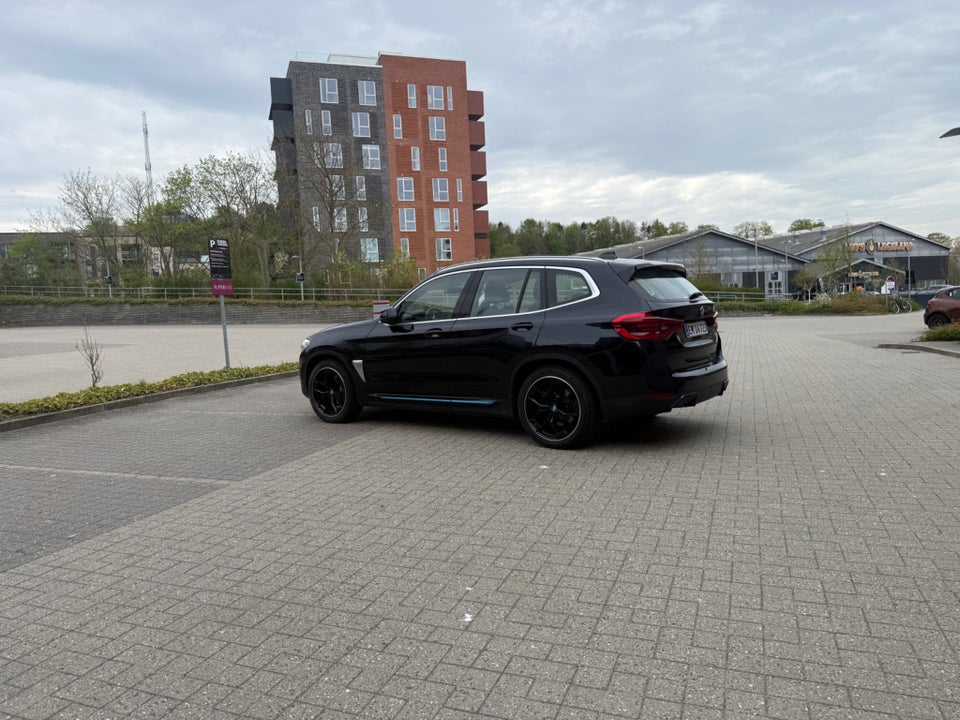 BMW iX3 Charged Plus 5d