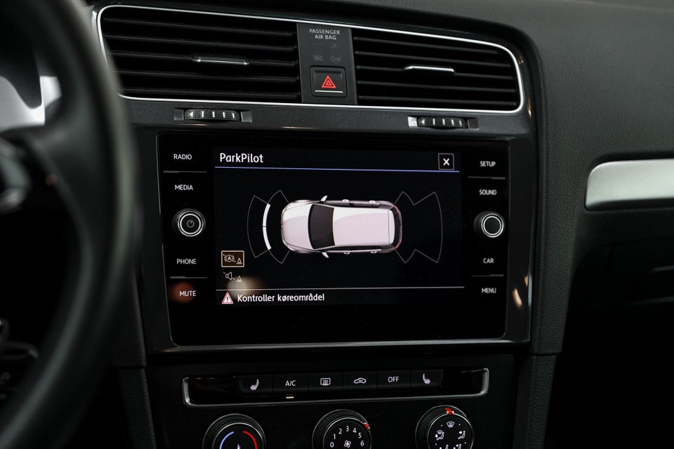 VW Golf VII 1,0 TSi 85 Trendline 5d