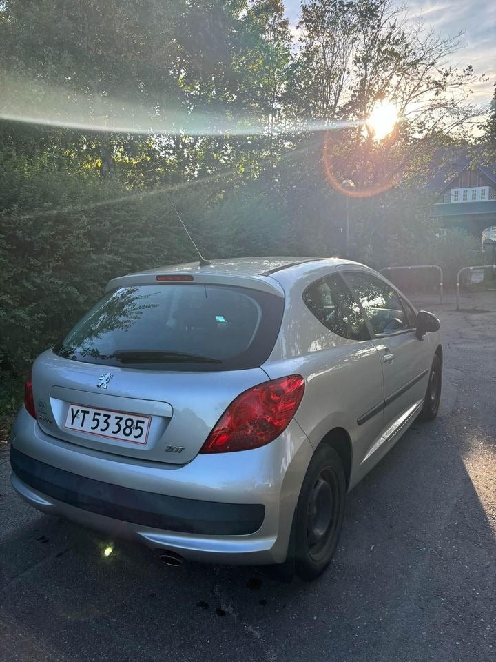 Peugeot 207 1,6 S16 3d