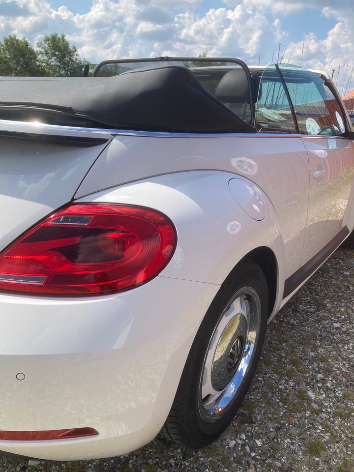 VW The Beetle 1,2 TSi 105 Design Cabriolet 2d